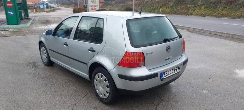 Volkswagen Golf 4 