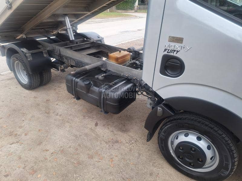 Renault Maxity Kiper B kat iz CH