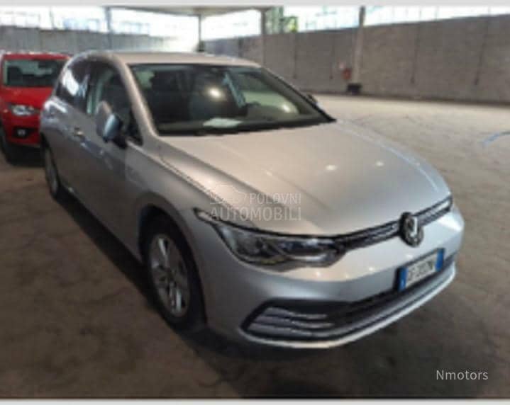 Volkswagen Golf 8 1.5 tgi LIFE A/m