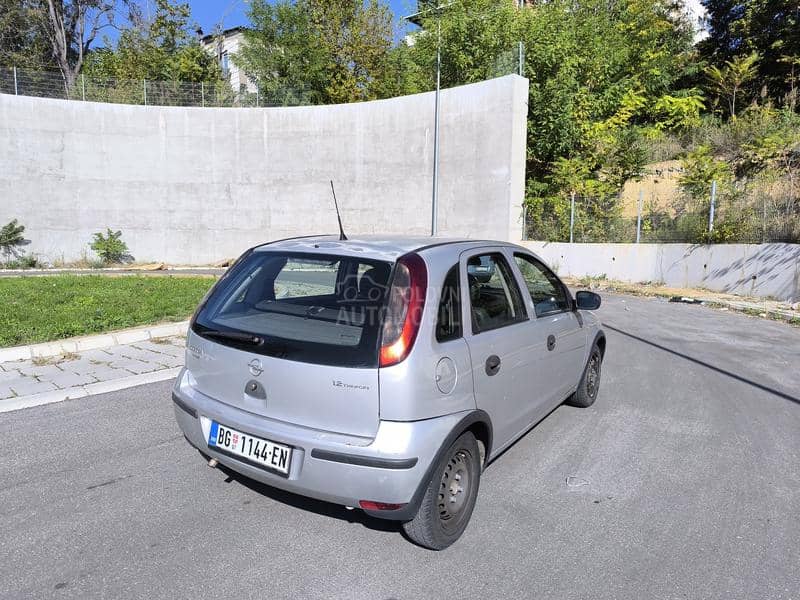 Opel Corsa C B E N Z   P L I N