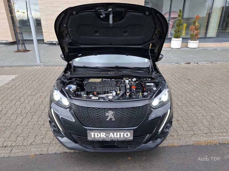 Peugeot 2008 1.5 HDI NAV LED