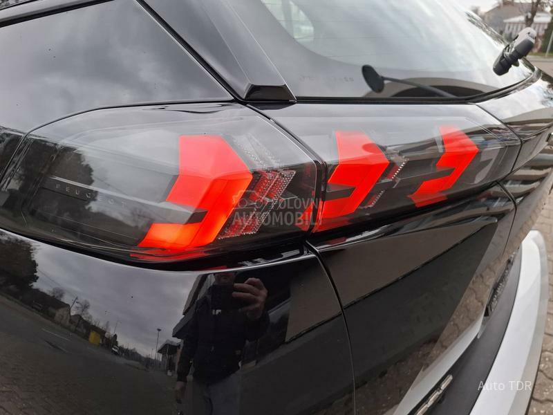 Peugeot 2008 1.5 HDI NAV LED