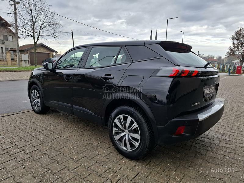 Peugeot 2008 1.5 HDI NAV LED