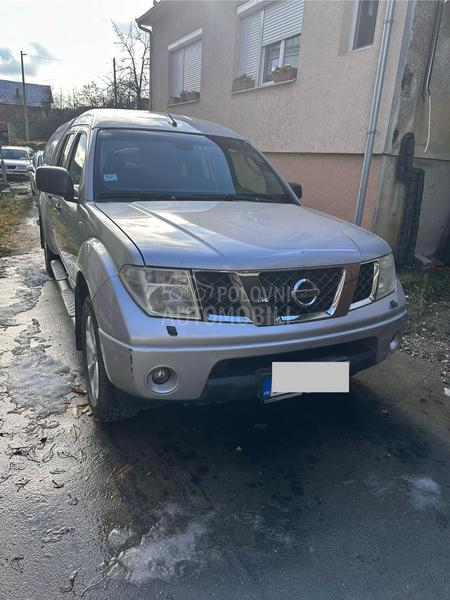 Nissan Navara 2.5 TDI