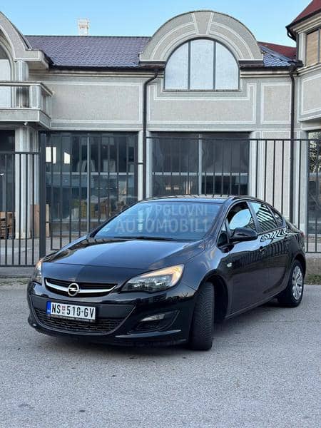 Opel Astra J AT Enjoy reg.