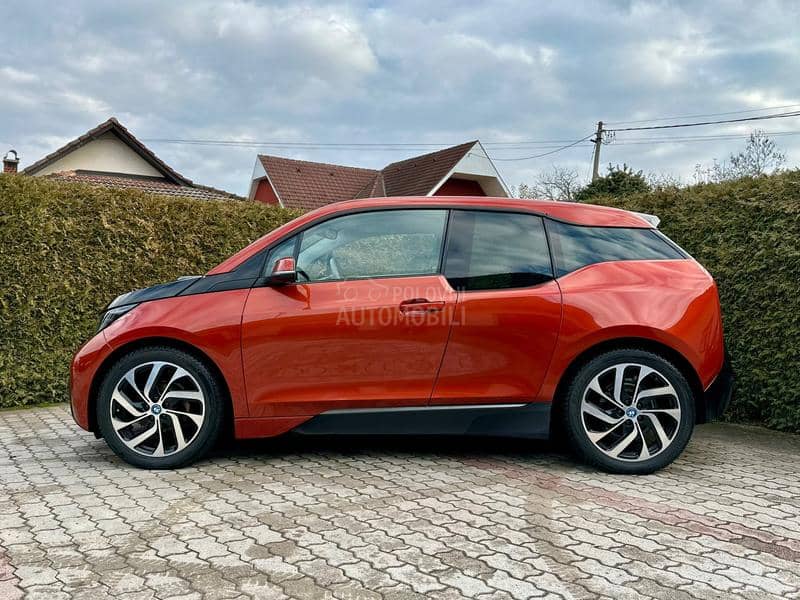 BMW i3 LUXURY NAV LAVA