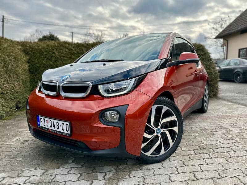 BMW i3 LUXURY NAV LAVA