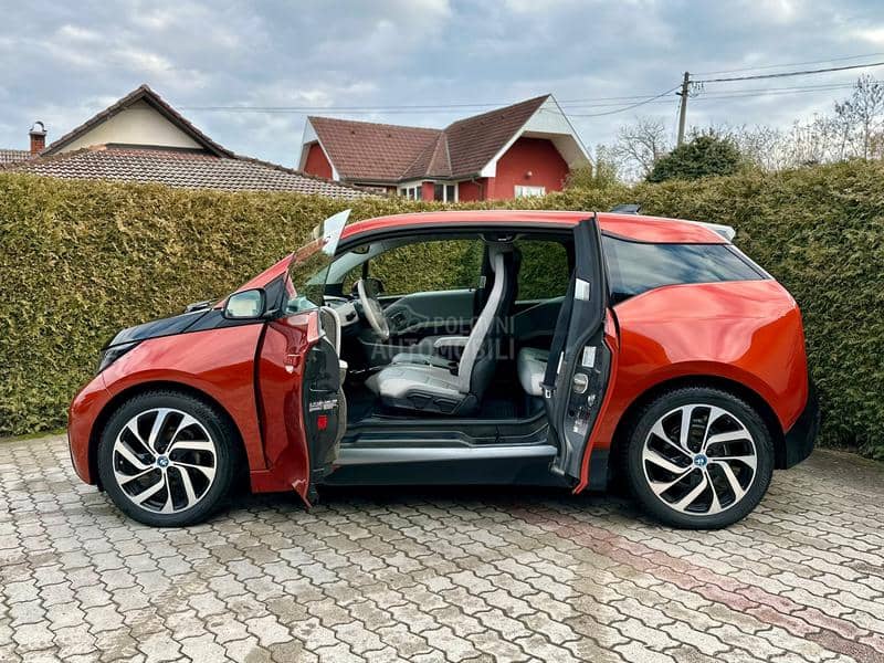 BMW i3 LUXURY NAV LAVA