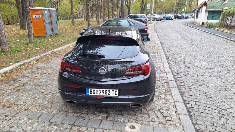 Opel Astra J opc