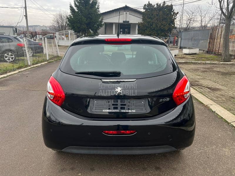 Peugeot 208 1.4 Hdi N a v i