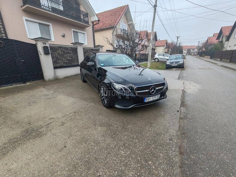 Mercedes Benz E 200 200 CDI