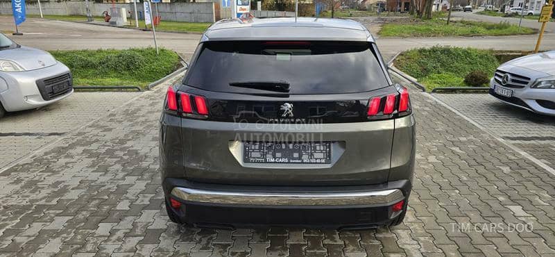 Peugeot 3008 1.5 ALLURE JAKO LEP