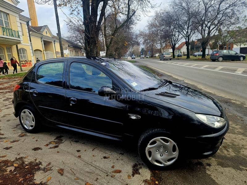 Peugeot 206 1.4 LUTKICAAA