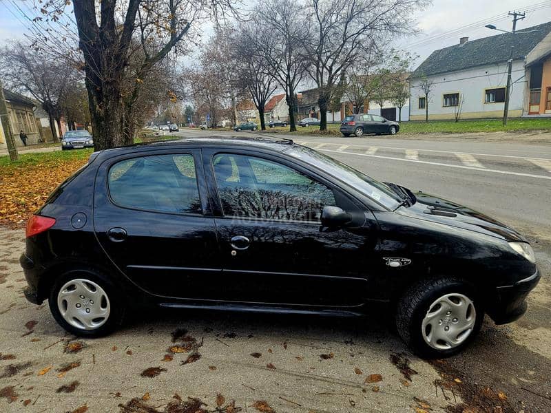 Peugeot 206 1.4 LUTKICAAA