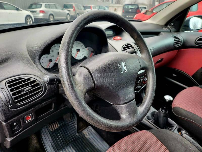 Peugeot 206 1.4 LUTKICAAA