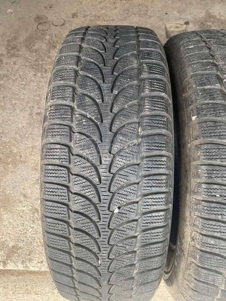 Bridgestone 225/65 R17 Zimska