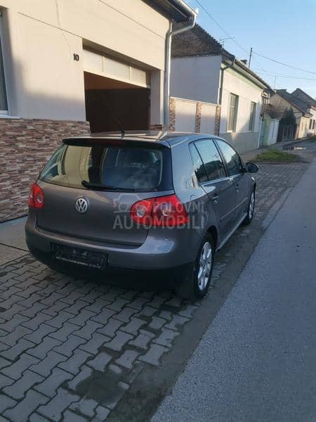 Volkswagen Golf 5 1.4 nov nov