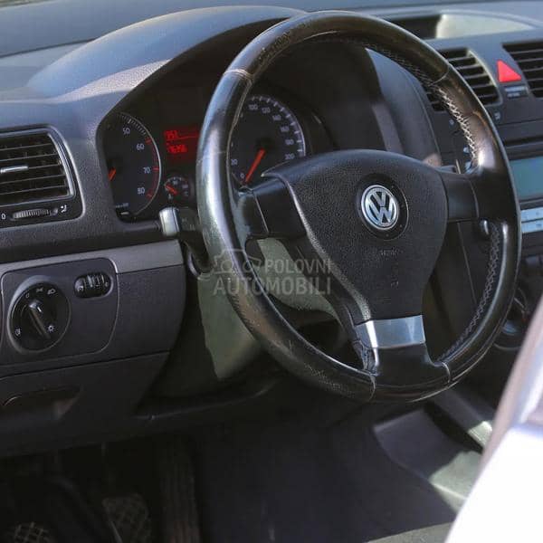 Volkswagen Golf 5 1.4 nov nov