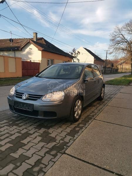 Volkswagen Golf 5 1.4 nov nov