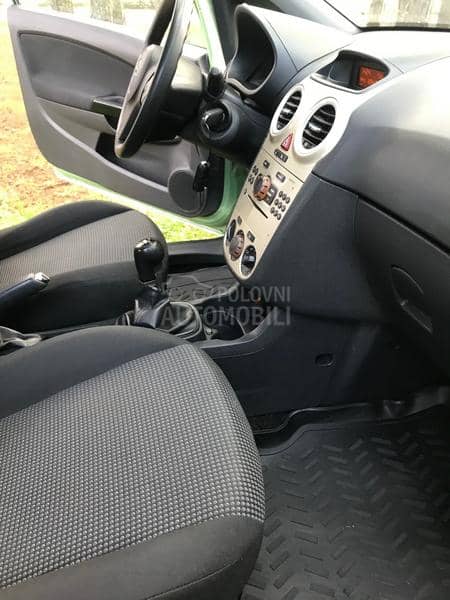 Opel Corsa D 