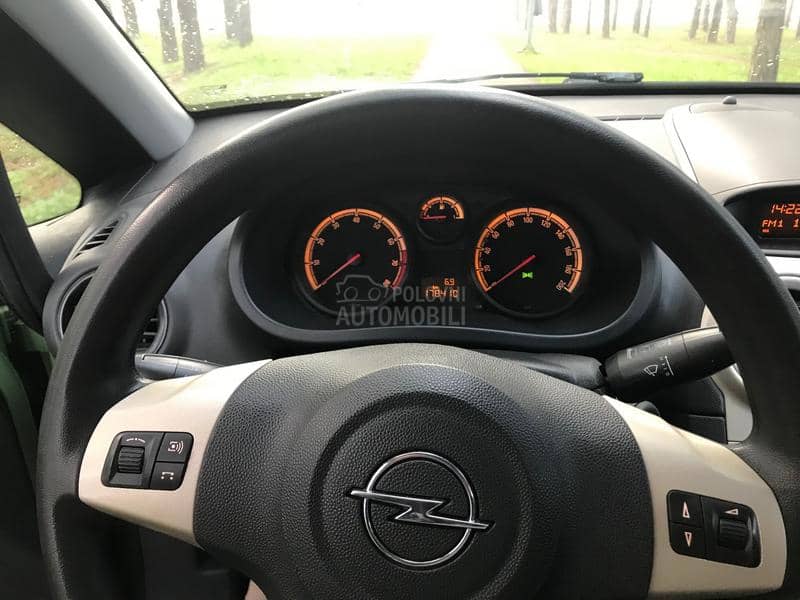 Opel Corsa D 