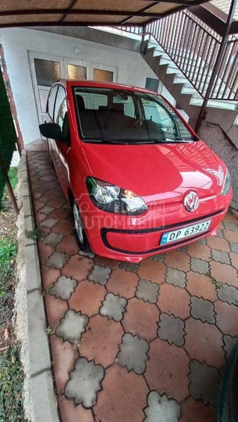 Volkswagen up! 