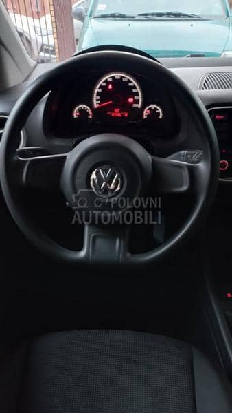 Volkswagen up! 