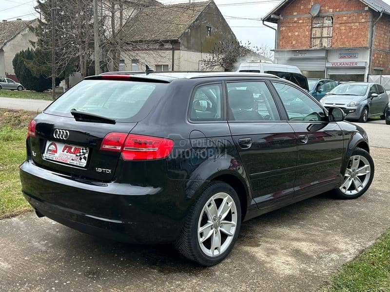 Audi A3 1.6 TDI SPORT