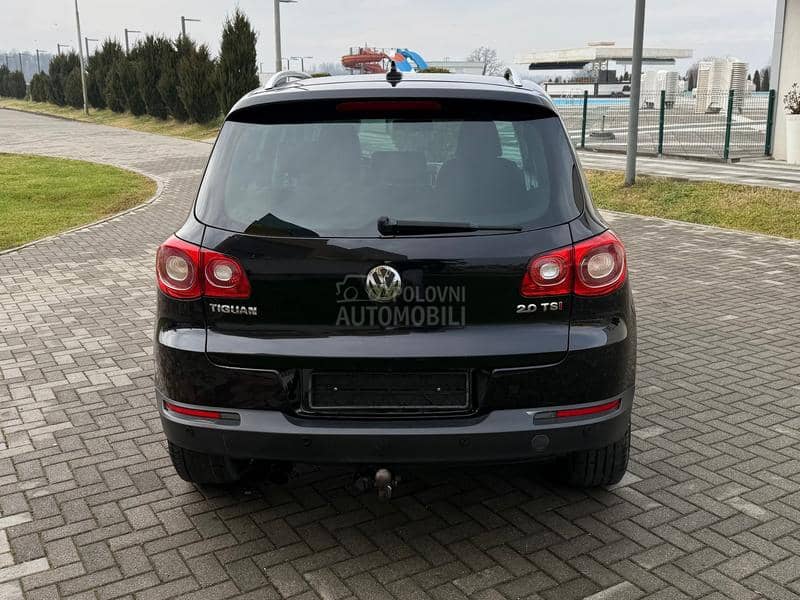 Volkswagen Tiguan Dsg/Nav/4x4