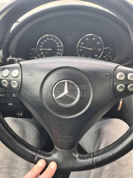 Mercedes Benz C 200 