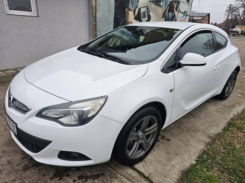 Opel Astra J 1.6 Turbo