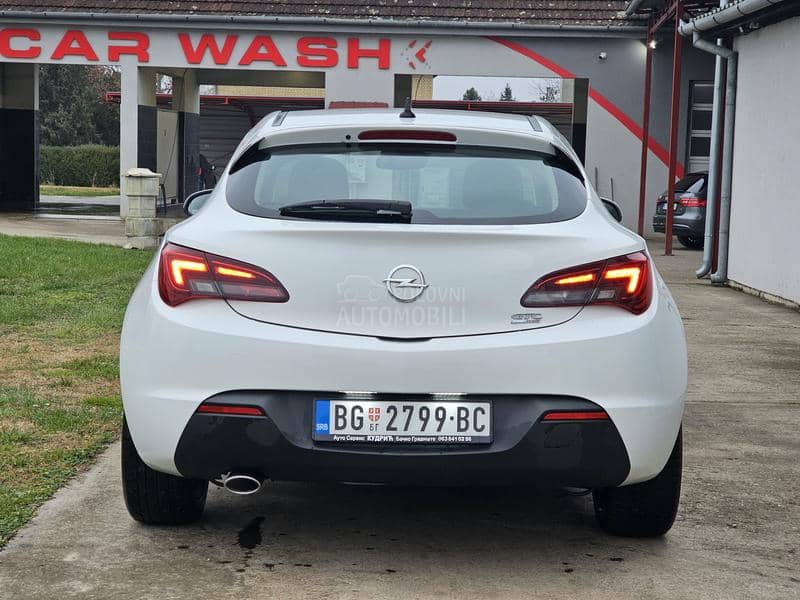 Opel Astra J 1.6 Turbo