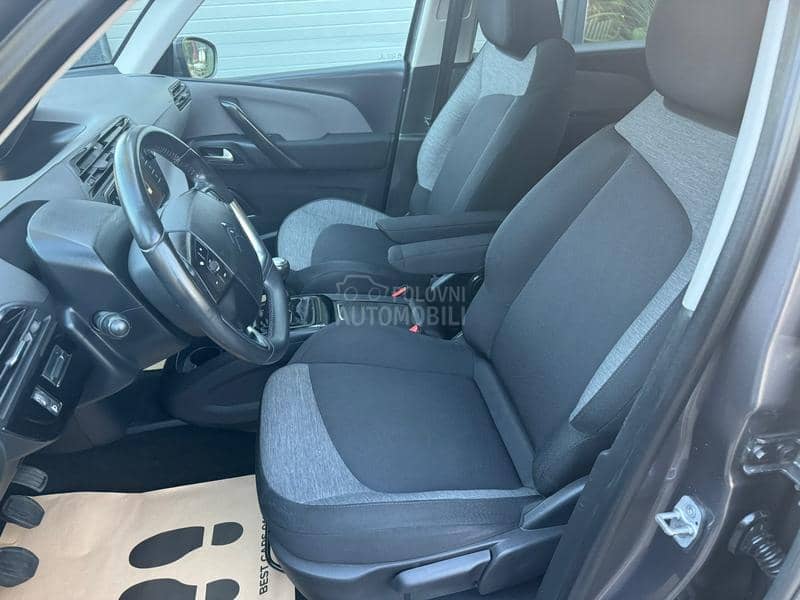 Citroen C4 Picasso 1.6 blue-HDI SHINE