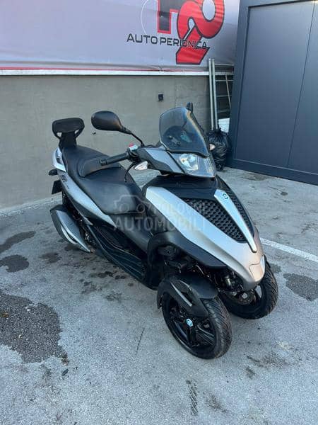 Piaggio MP3 300 B kategorija