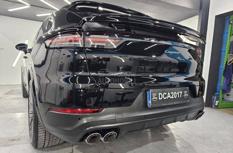 Porsche Cayenne coupe