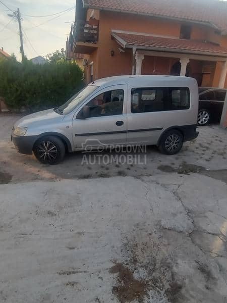 Opel Combo 1.3