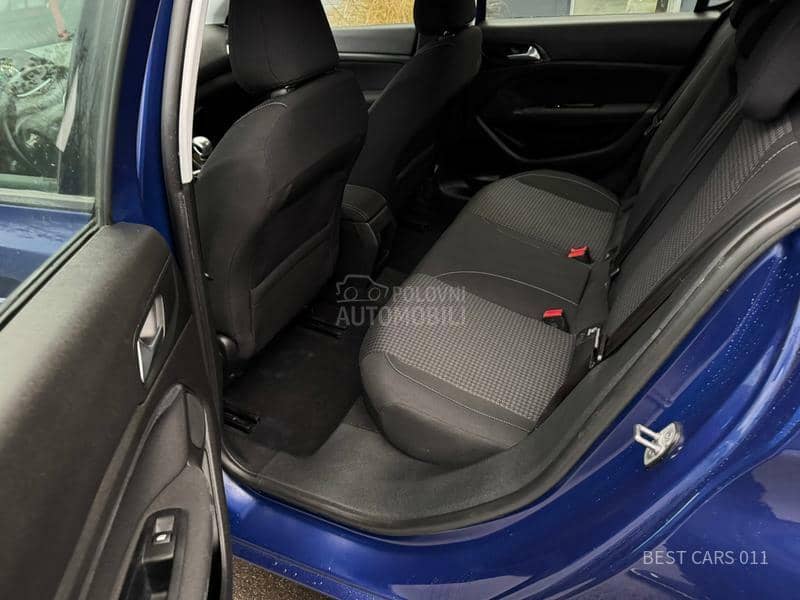 Peugeot 308 1.5 blue-HDI