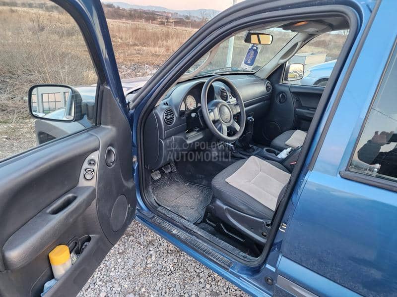 Jeep Cherokee KJ Liberty