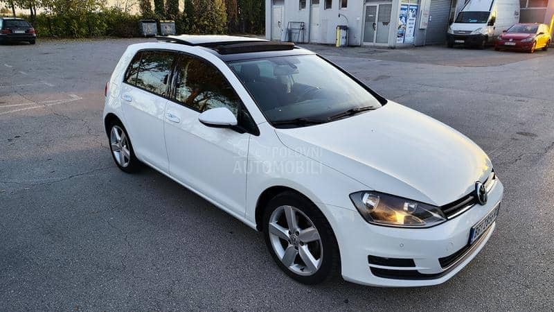 Volkswagen Golf 7 1,6TDI NAVl/PANO/ACC