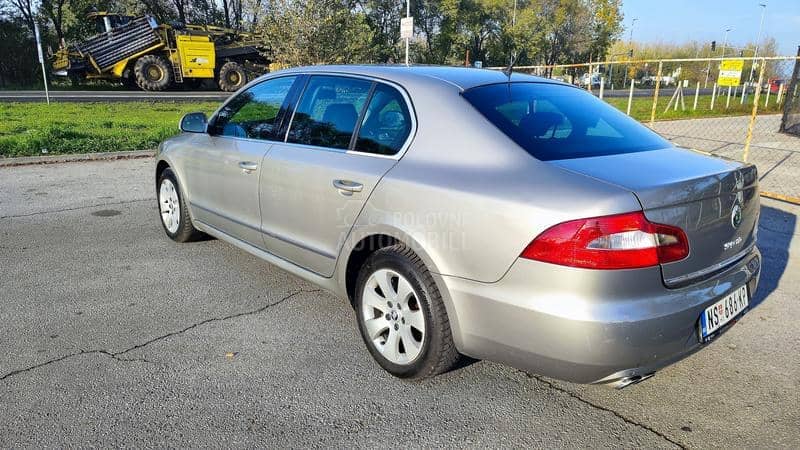 Škoda Superb 2,0TDI CR ELEGANCE