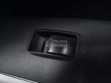 Podizač prozora desni prednji za Mitsubishi Outlander od 2007. do 2013. god.