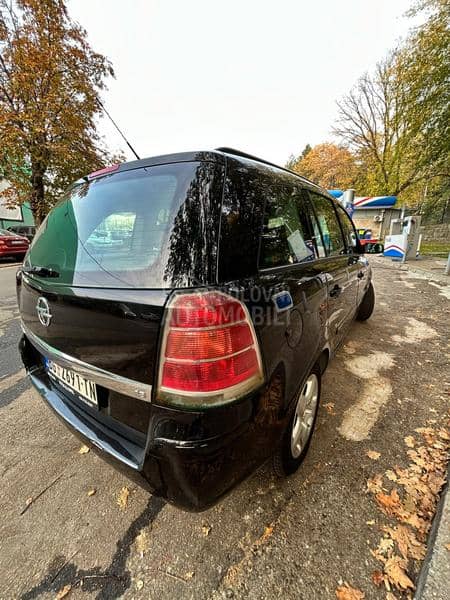 Opel Zafira b