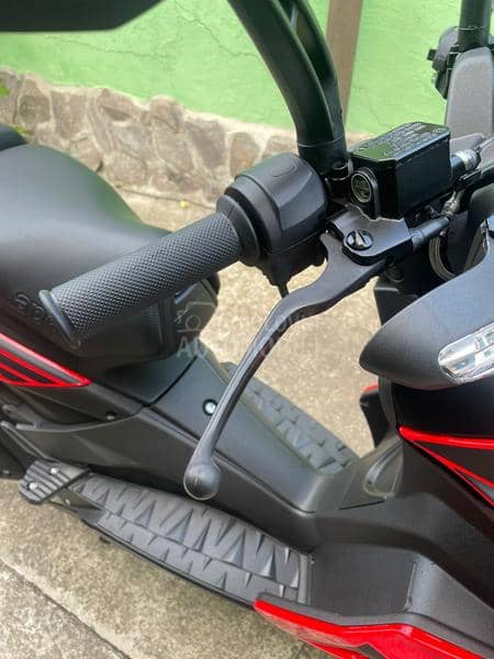 Aprilia sr50r sr 50 NOV