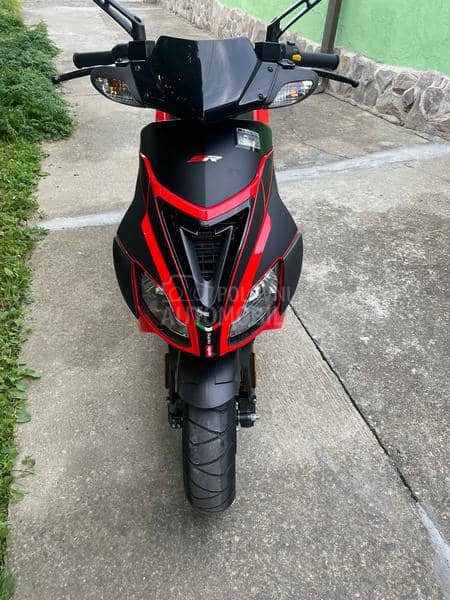 Aprilia sr50r sr 50 NOV