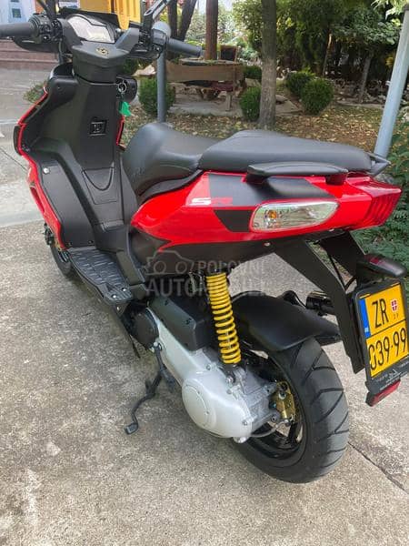 Aprilia sr50r sr 50 NOV