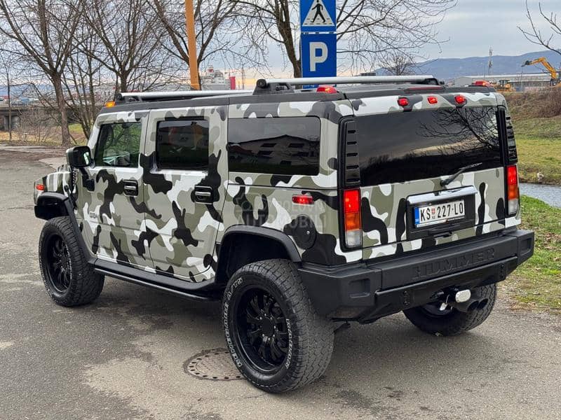 Hummer H2 