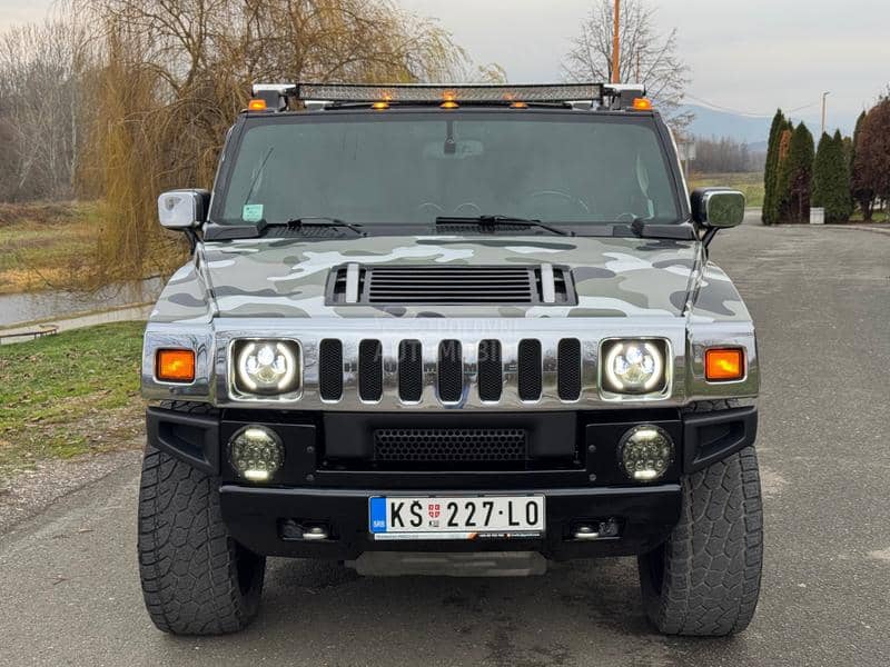 Hummer H2 