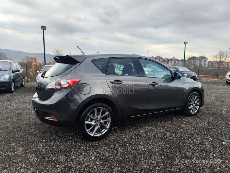 Mazda 3 1.6 SPORT CH