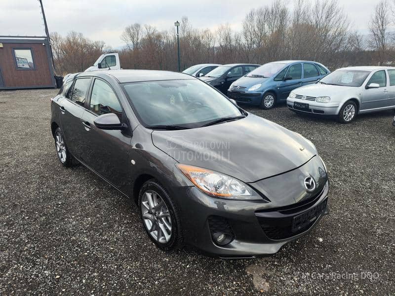 Mazda 3 1.6 SPORT CH