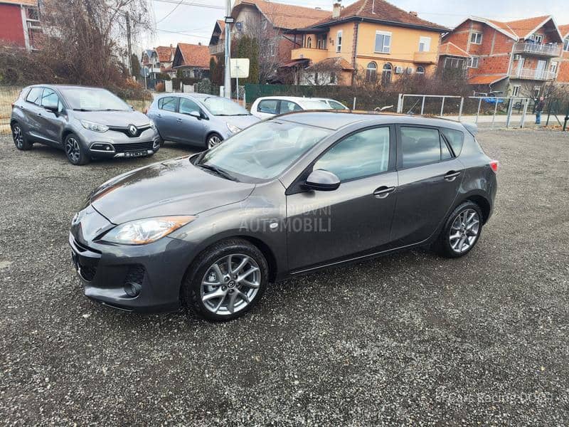 Mazda 3 1.6 SPORT CH